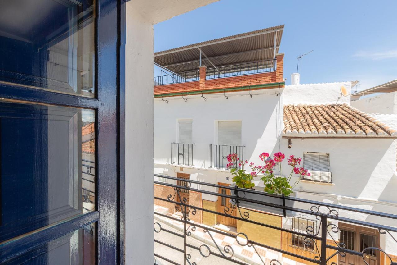 Casa Randonneur, Traditional Townhouse In Alora. Exterior photo